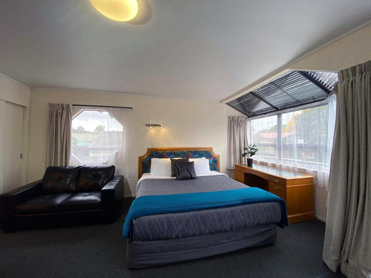 Pembrooke Motor Lodge Уангарей Екстериор снимка