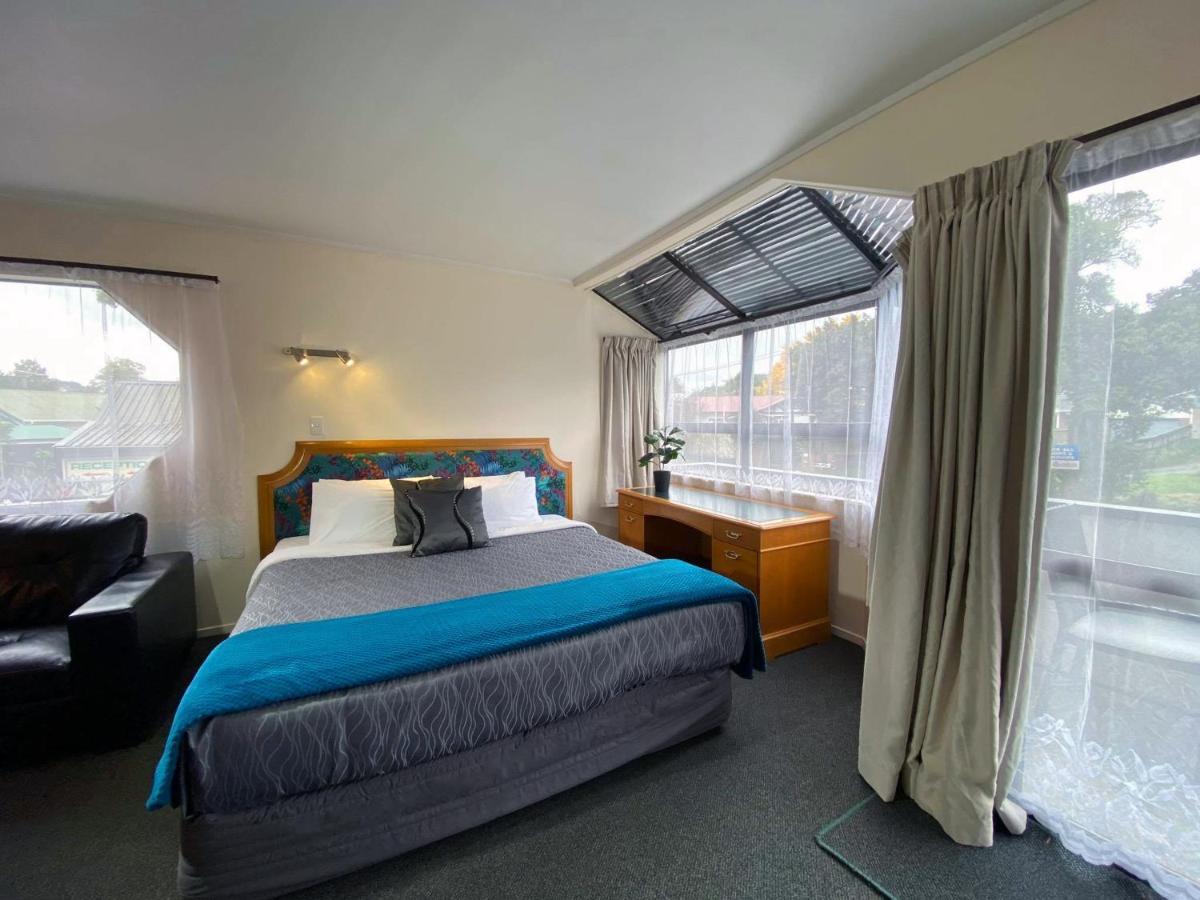 Pembrooke Motor Lodge Уангарей Екстериор снимка