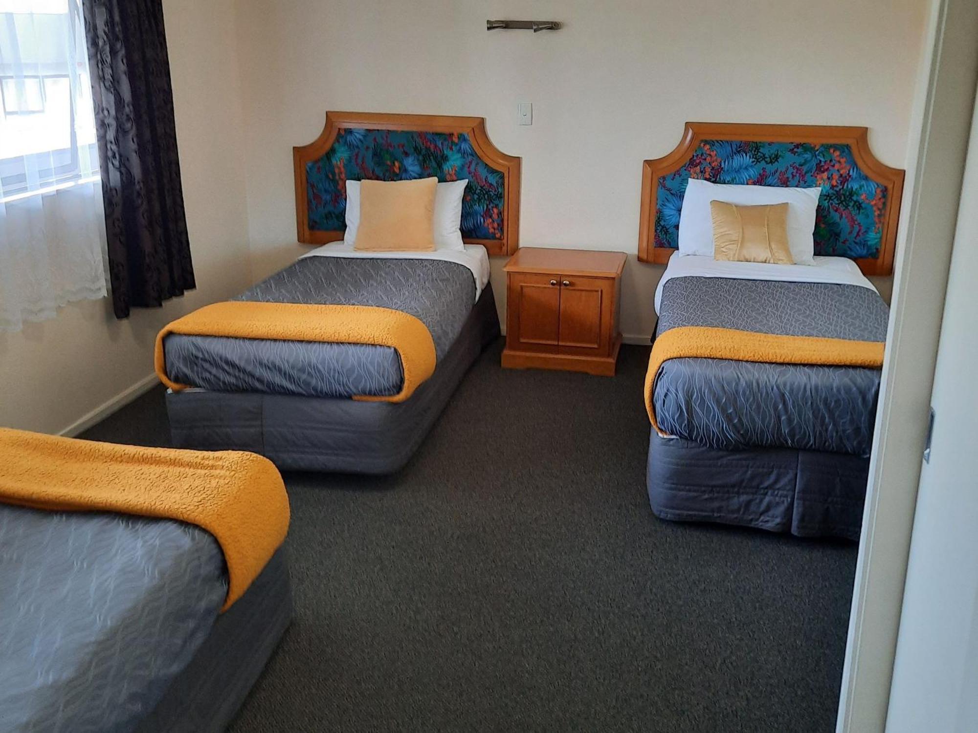 Pembrooke Motor Lodge Уангарей Стая снимка