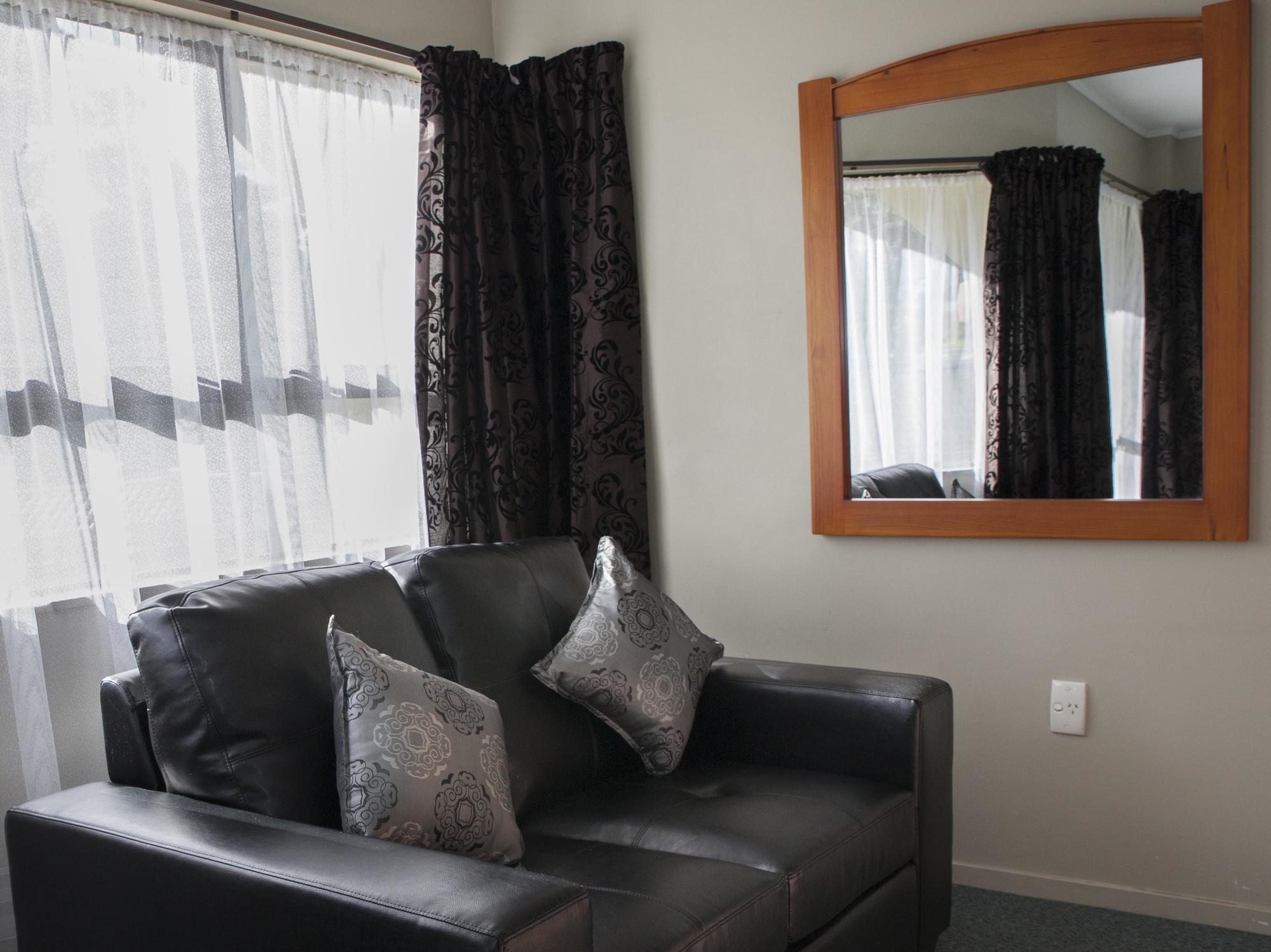 Pembrooke Motor Lodge Уангарей Екстериор снимка