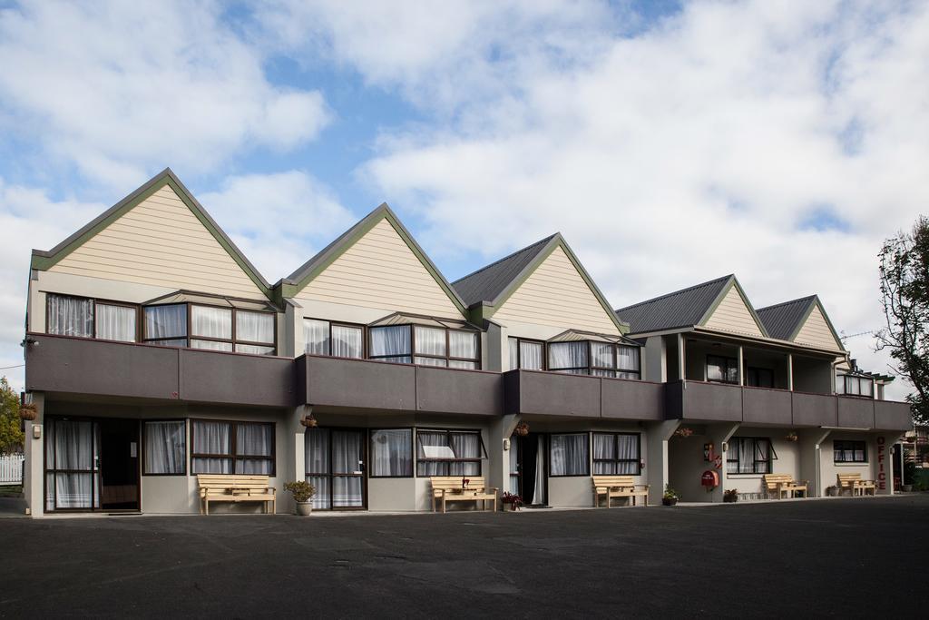 Pembrooke Motor Lodge Уангарей Екстериор снимка