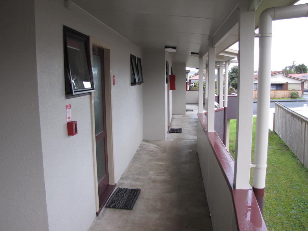 Pembrooke Motor Lodge Уангарей Екстериор снимка